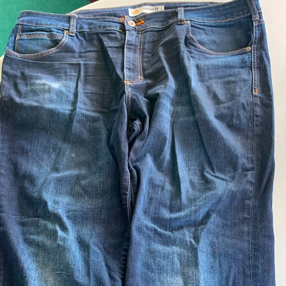 Lee’s straight leg jean